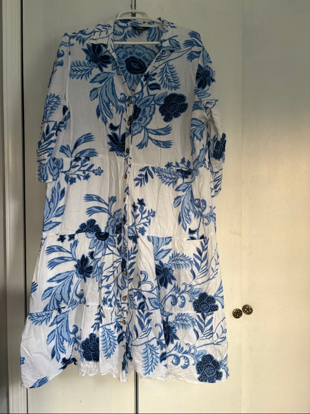 Mlle Gabrielle Blue & White Floral Tiered Midi Dress